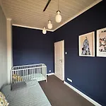 Huge With Sauna And Free Parking Apartmán *