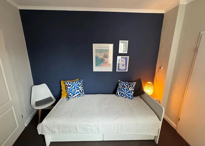 Huge With Sauna And Free Parking *