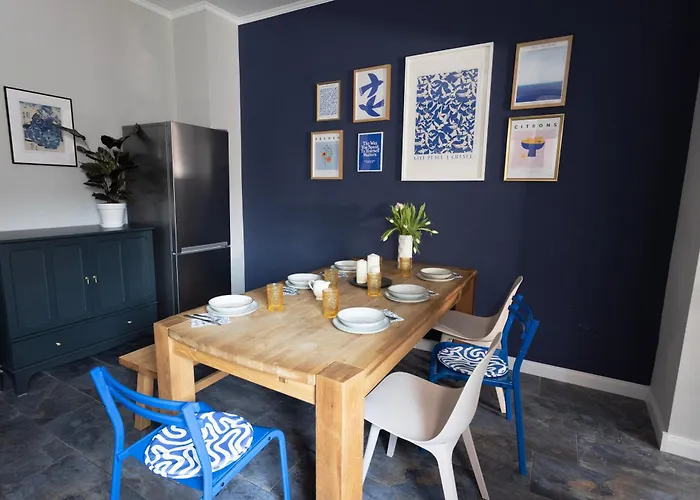 Huge With Sauna And Free Parking Lejlighed